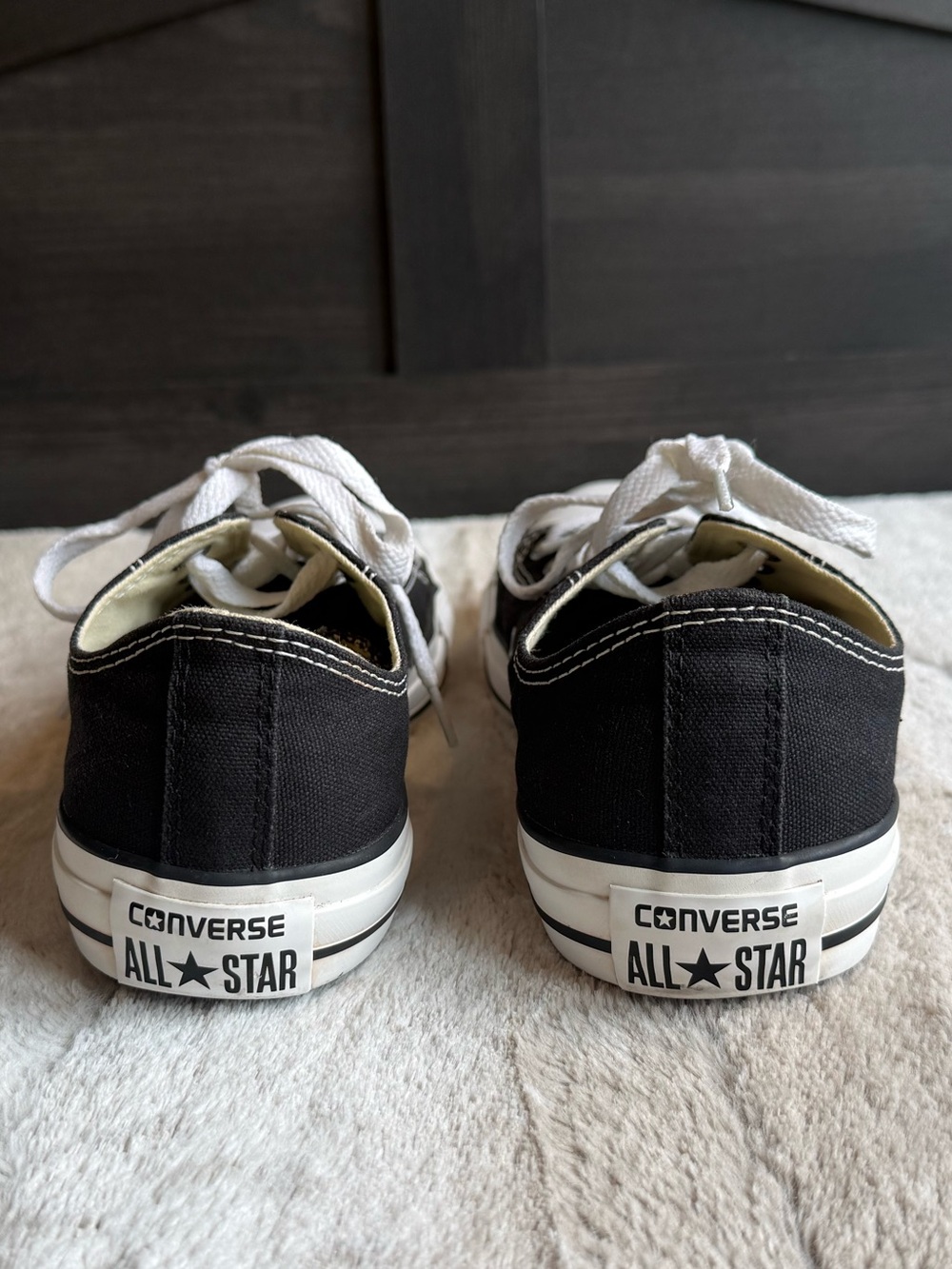 Converse Chuck Taylor All Star Low Top in Black & White Sneaker Size 8 - Picture 5 of 10